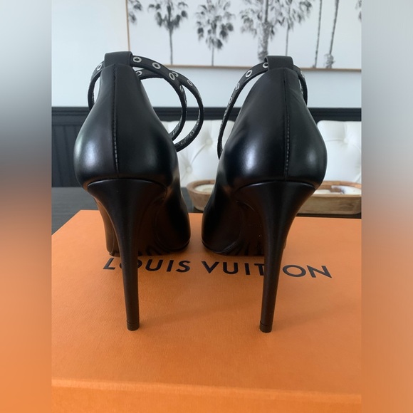 Louis Vuitton black Call Back Pump - Picture 3 of 10